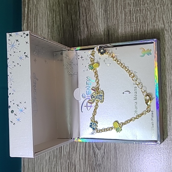 Disney Lilo and Stitch Bracelet - Picture 6 of 7